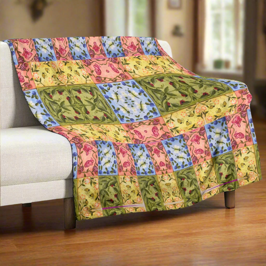 PGP Holiday Suzanne Buzzygarden Buddies Flannel Couch Throw Blanket – Soft & Cozy