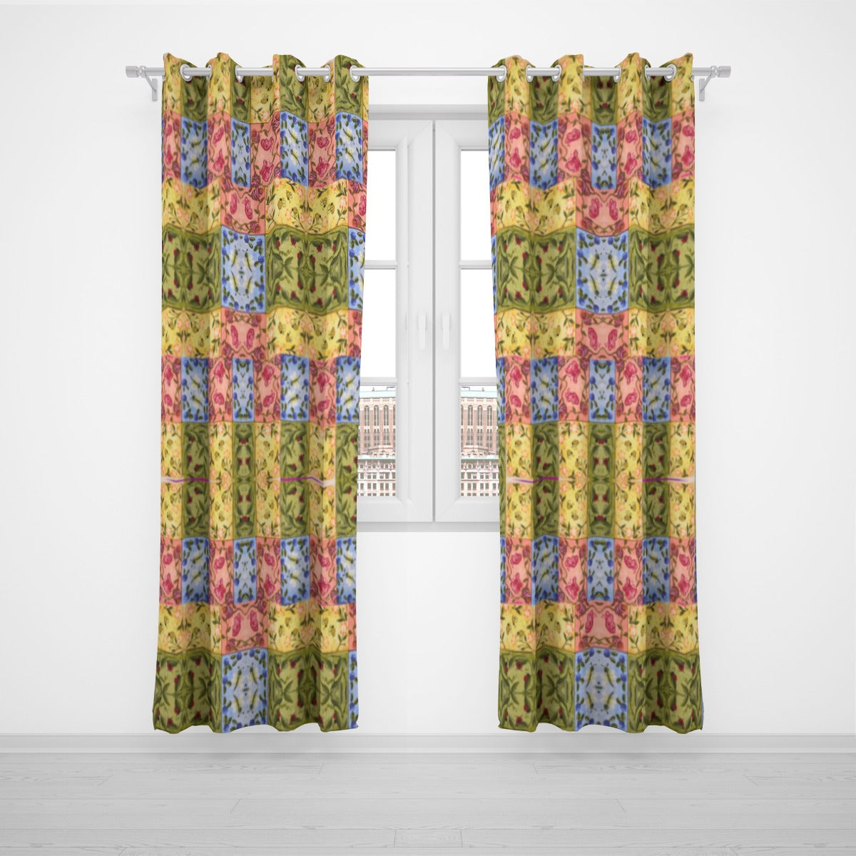 PGP Holiday Suzanne Buzzygarden Buddies Grommet Curtains (Large Size) – Joyful & Durable Window Treatments