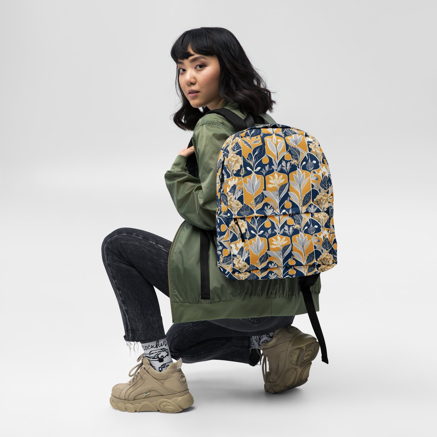 PGP Holiday Steel Horizons Backpack – Sleek, Spacious, and Weather-Resistant