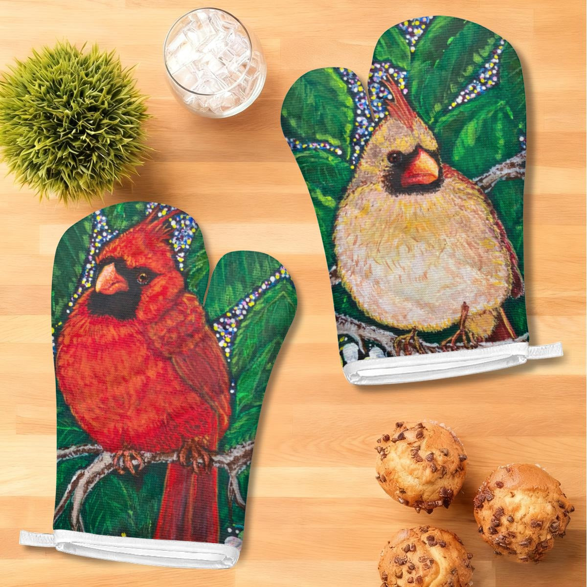 Margeaux Love in Bloom Cardinal Heat Resistant Oven Mitt and Pot Holder Set