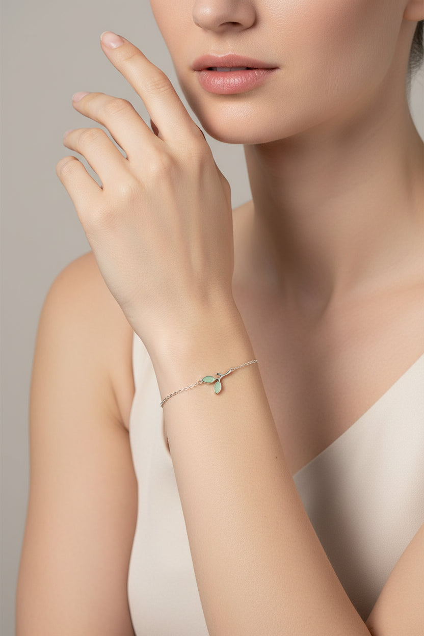 PGP Holiday | Renewal | Small tender green leaf silver bracelet 925 Sterling