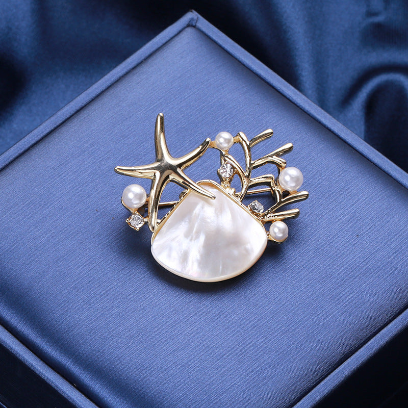 Abalone Shell Scallop Starfish Brooch – Elegant Ocean-Inspired Pin with Pearl Detail | 39x36mm