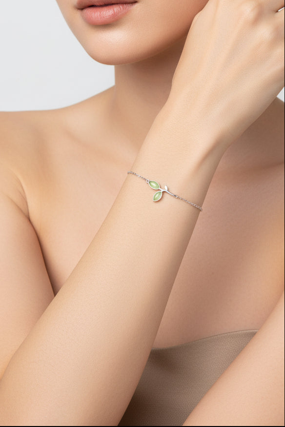 PGP Holiday | Renewal | Small tender green leaf silver bracelet 925 Sterling