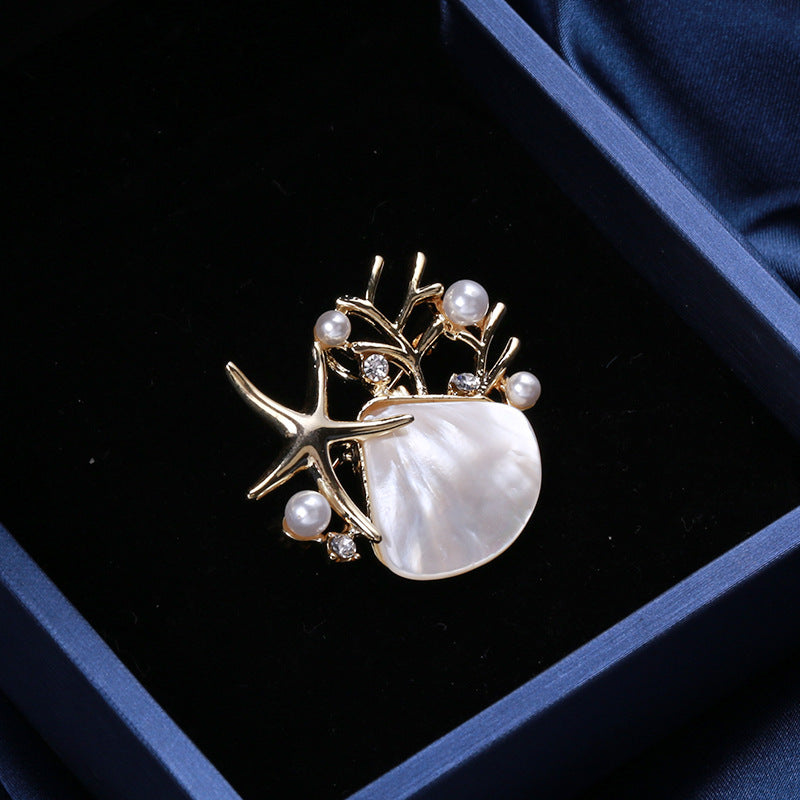 Abalone Shell Scallop Starfish Brooch – Elegant Ocean-Inspired Pin with Pearl Detail | 39x36mm