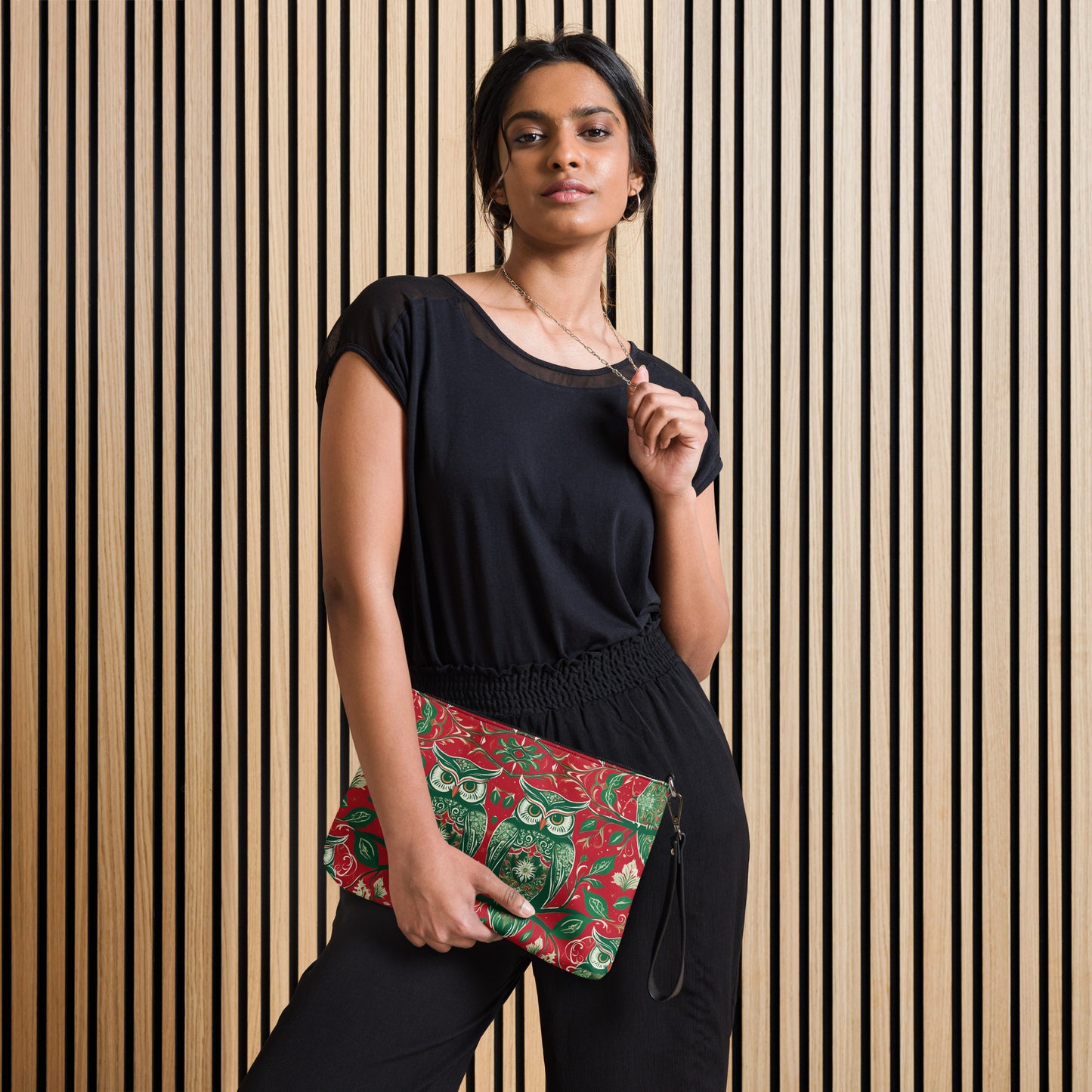 PGP Holiday Winterberry Crossbody Bag - Premium Faux Leather & Versatile Design