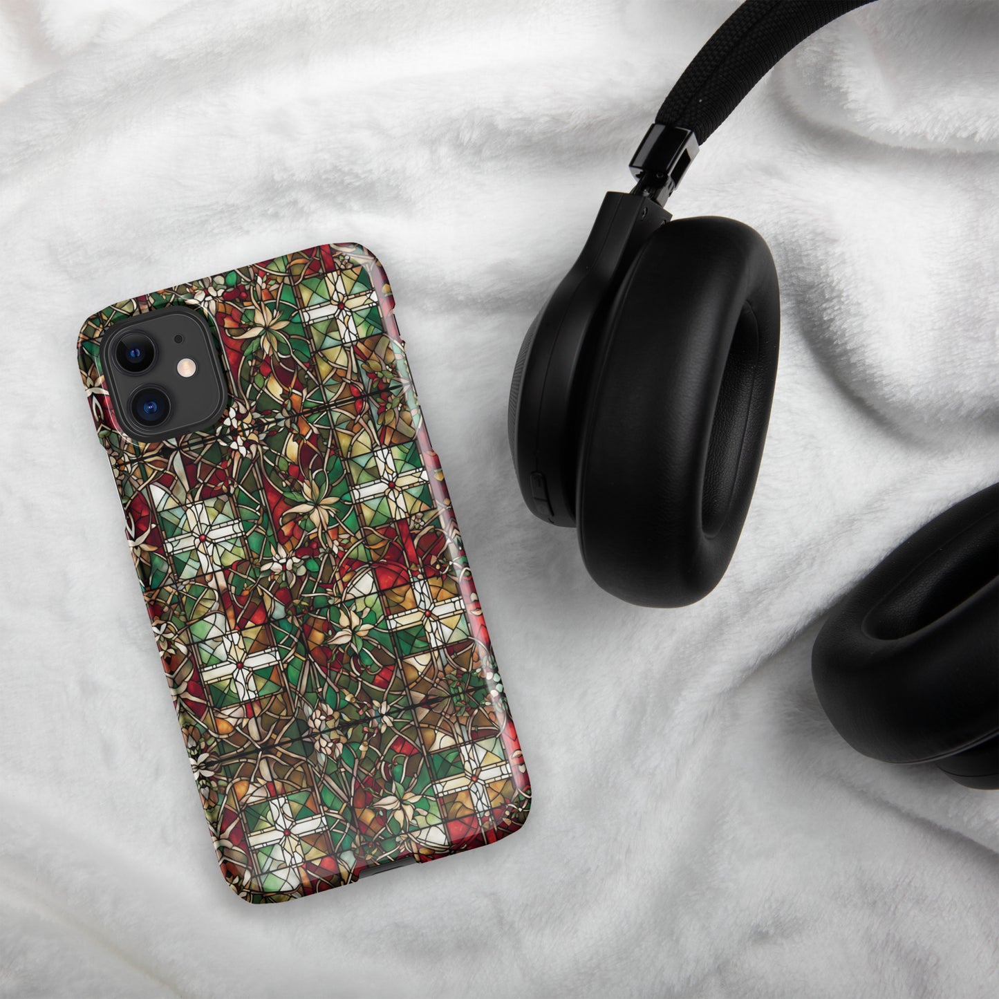 PGP Holiday Red & Green Highlands Snap Case for iPhone® – Stylish & Sleek Protection